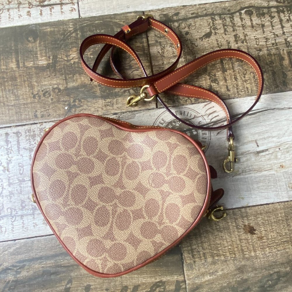 Coach Women's Shoulder Bag